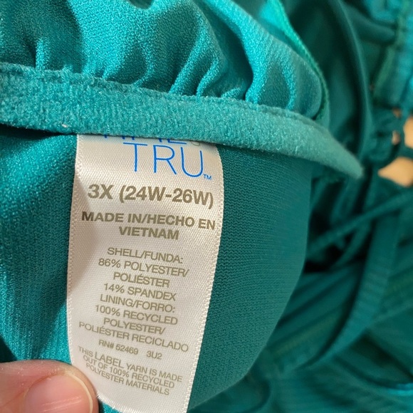 Time and Tru One Piece Swimsuit 3X (24W-26W) Green (IO) - Picture 15 of 16